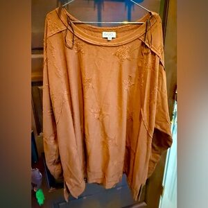 Women’s Gigio plus size 2xl tunic top